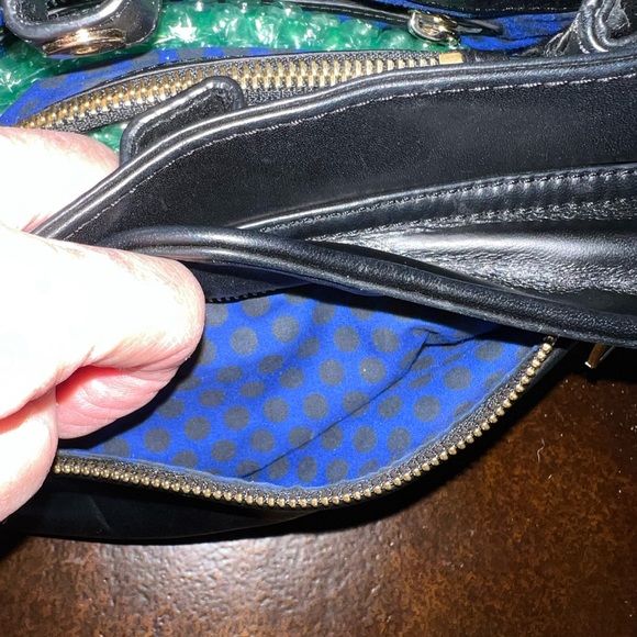 Rebecca Minkoff black handbag. Perfect Condition - Picture 7 of 14